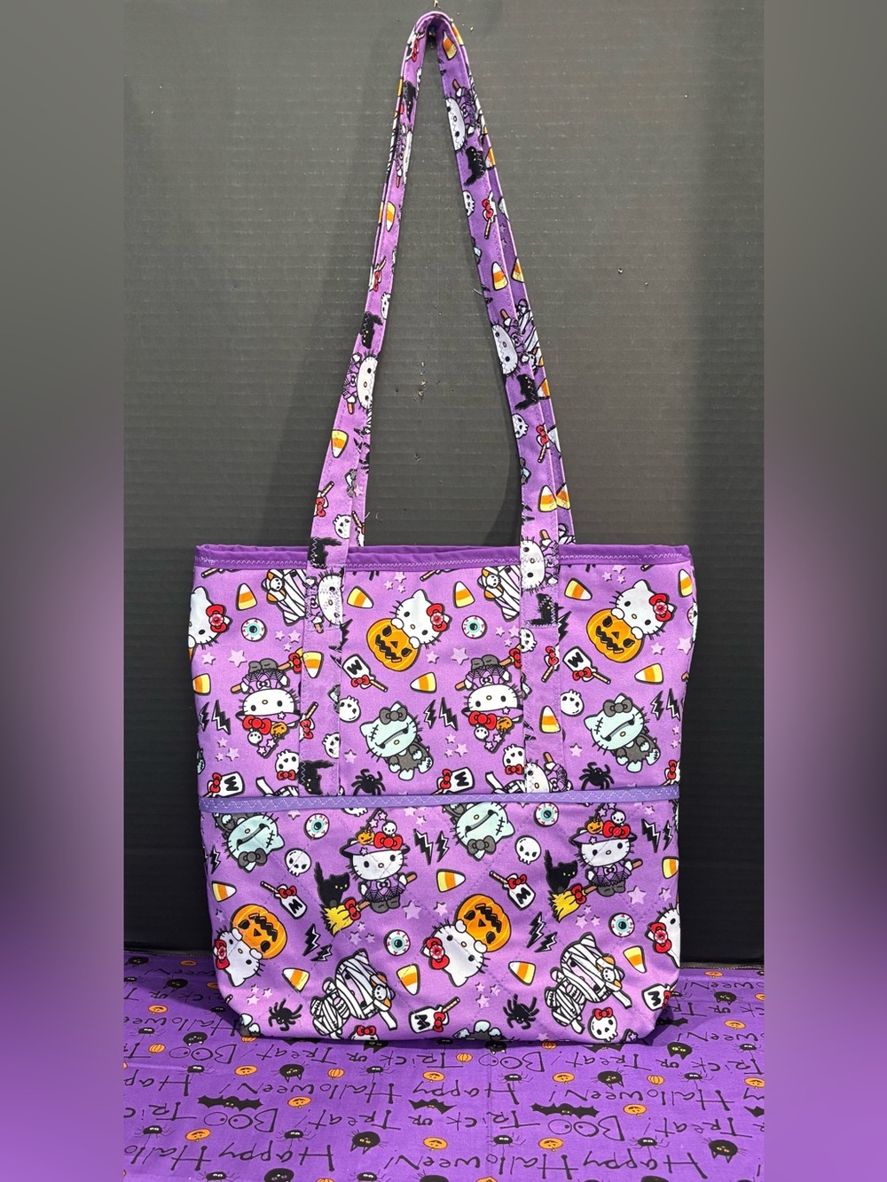 Halloween Cute Love That Hello Kitty Quilted Tote Bag W/Candy Corn Print